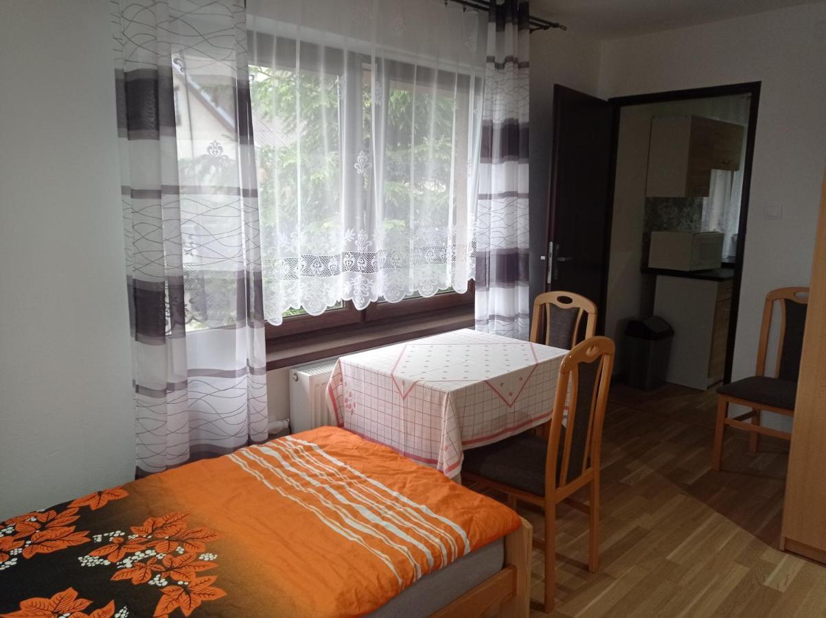 Hotel Penzion Sarka Štrba Esterno foto