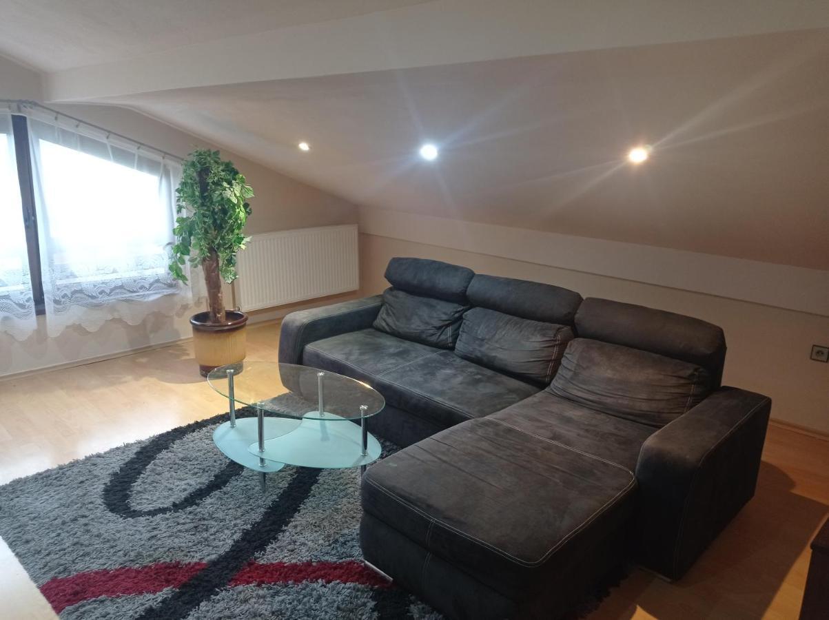 Hotel Penzion Sarka Štrba Esterno foto